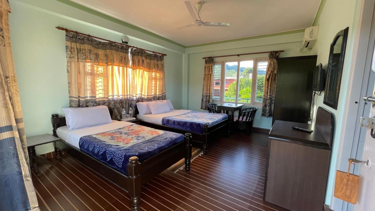 Nanohana Lodge Покхара Екстер'єр фото