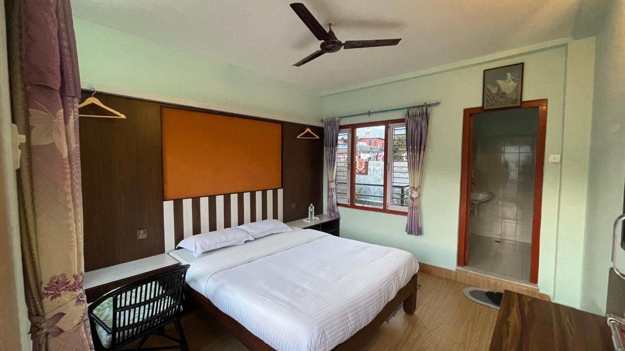 Nanohana Lodge Покхара Екстер'єр фото