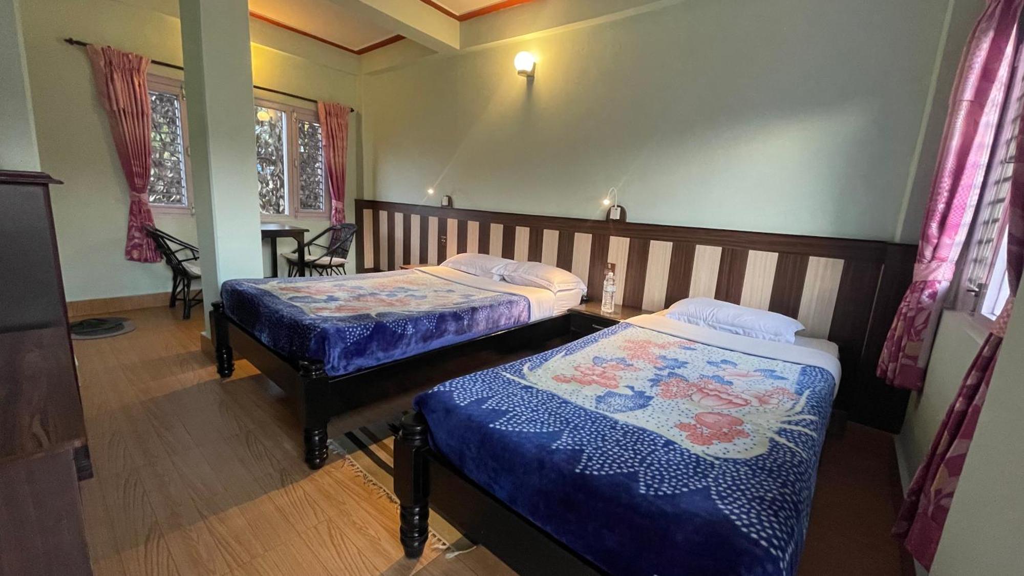 Nanohana Lodge Покхара Екстер'єр фото